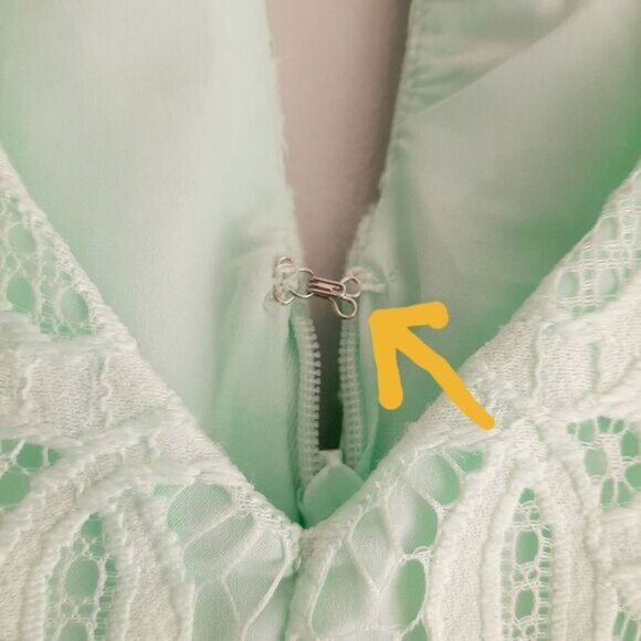 A PEA IN THE POD Maternity Floral Lace Dress Pastel Light Green Blue Sz S Flawed - Picture 10 of 16